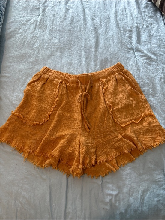 Gigio Pants - High-Waist Orange Frayed Hem Pull-On Shorts